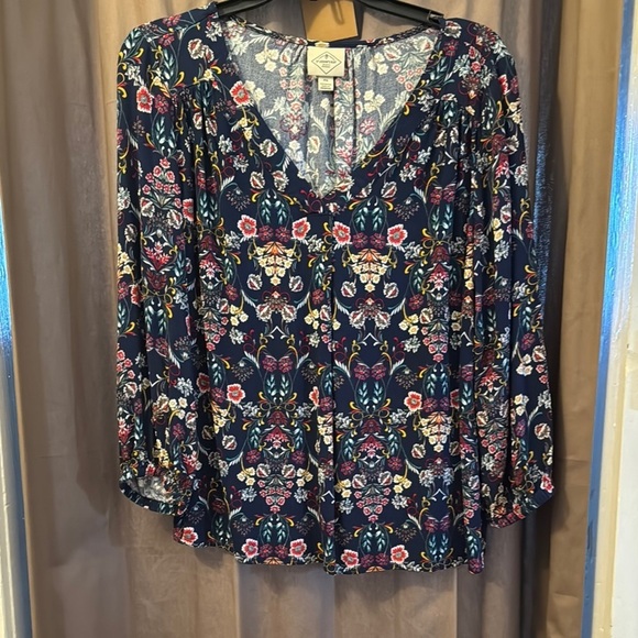 St. John's Bay Tops - St. John’s Bay Navy Floral Boho Blouse – Relaxed Fit, Long Sleeve, Size P6